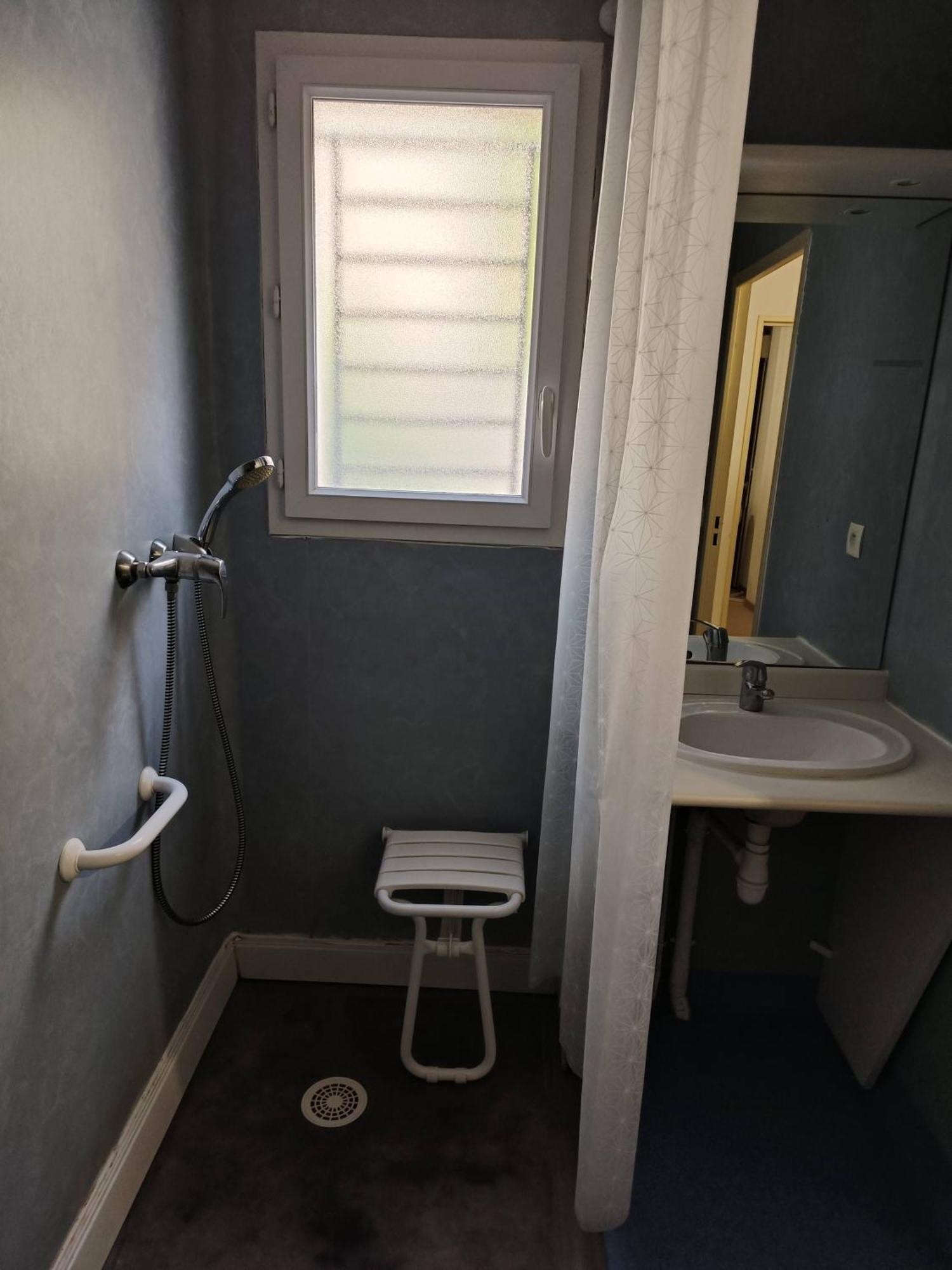 Appartement T2 - Pmr A 750 Metres De La Station Thermale D'Avene Ngoại thất bức ảnh